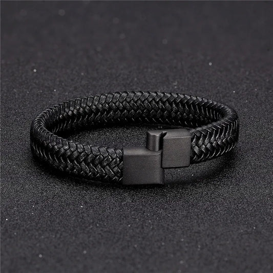 Pulsera de Cuero Trenzado – Cierre Magnético de Acero Inoxidable Negro