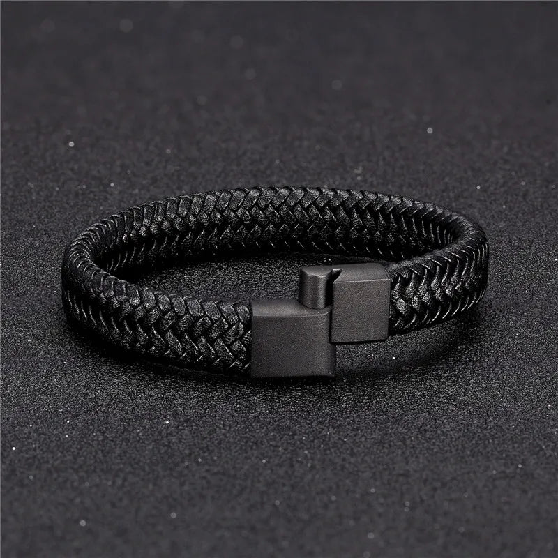 Pulsera de Cuero Trenzado – Cierre Magnético de Acero Inoxidable Negro