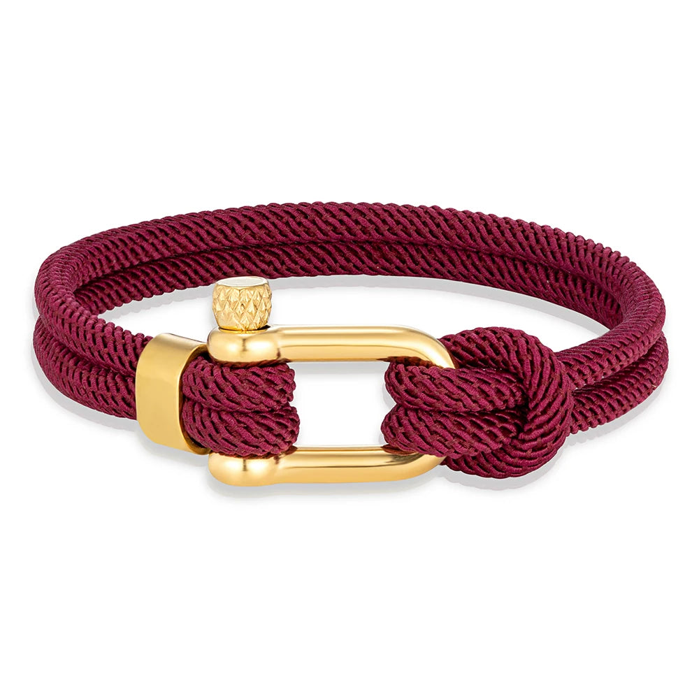 Pulsera de Doble Hebra con Grillete Dorado – Hecha a Mano