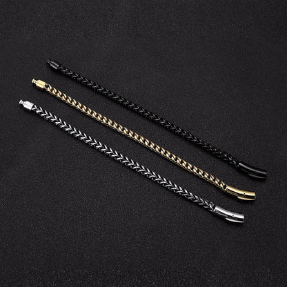 Pulsera de Acero Inoxidable Chapado en Oro 18K con Cierre Magnético