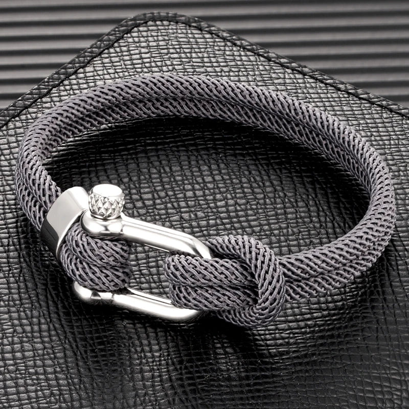 Pulsera Minimalista Unisex – Cuerda Doble con Hebilla en U de Acero Inoxidable