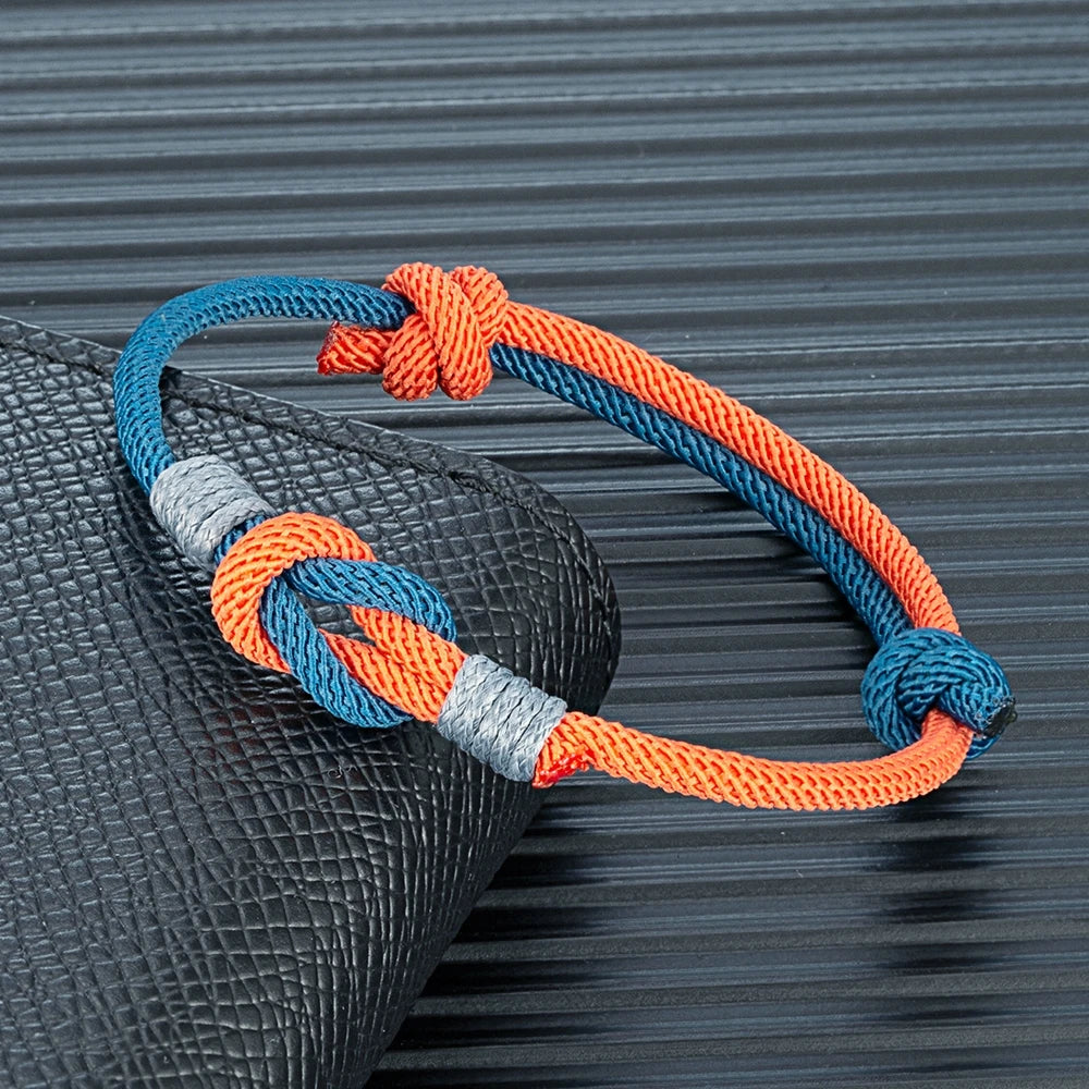 Pulsera con Nudo Ajustable Bicolor